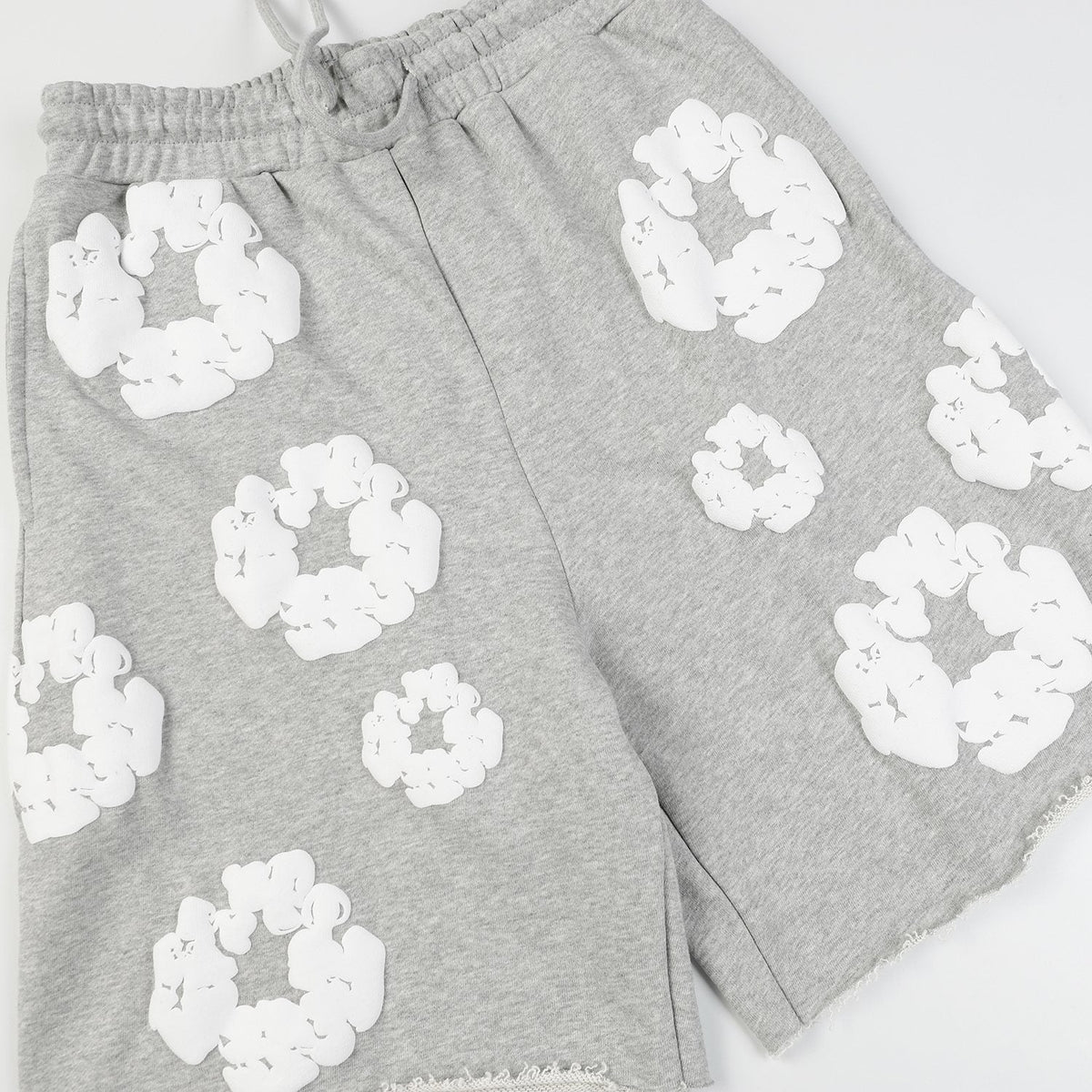 DENIM TEARS Cotton Wreath Graphic Short-Sleeve Set — detail